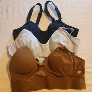 SOLD 3 Fabletics Maternity Nursing Bras